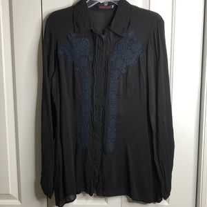 Johnny Was size L black blouse blue embroider EUC